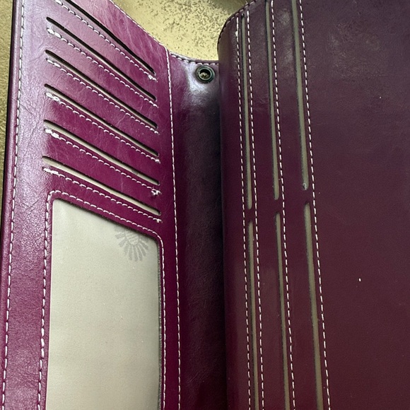 Purple Wallet - Picture 4 of 6